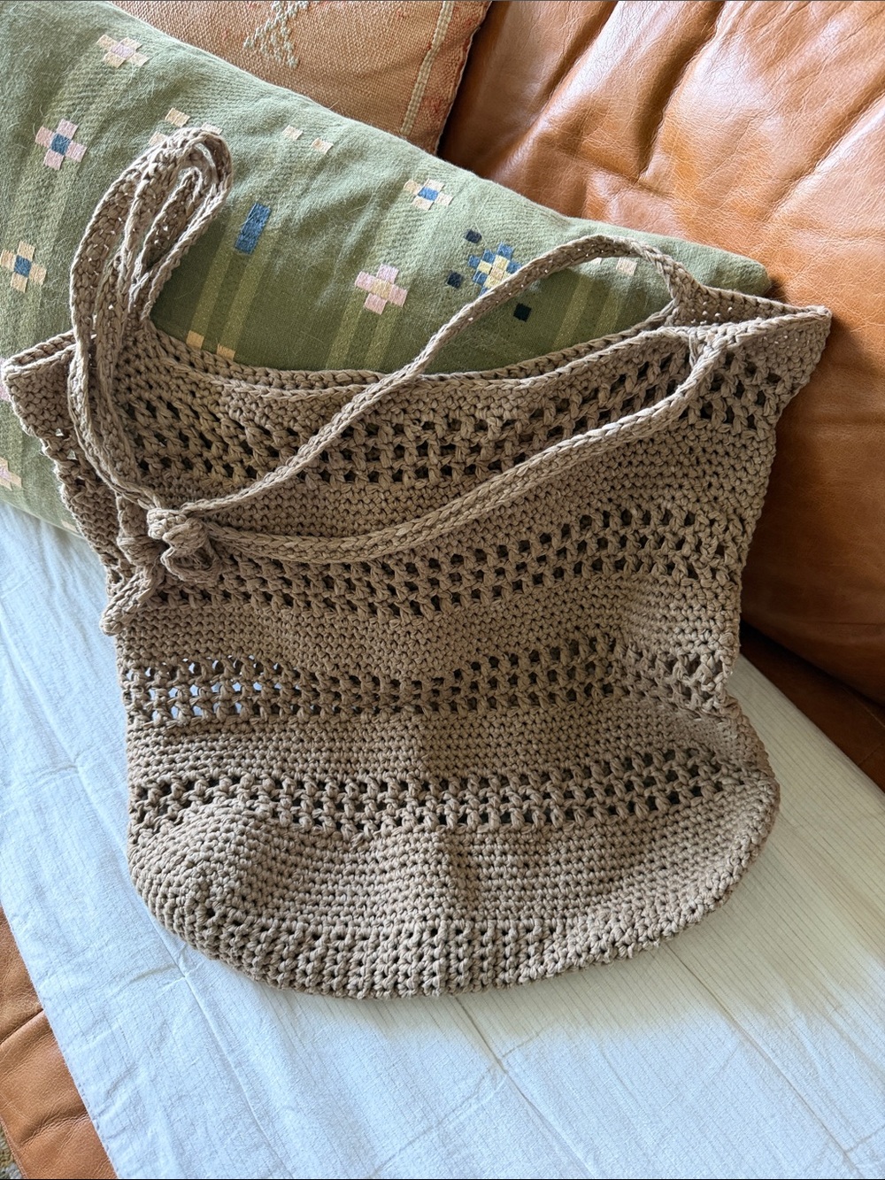 Classic Crochet Tote Bag in Taupe